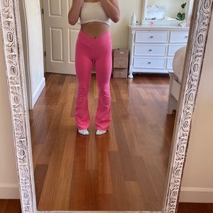 Pink hot pink flare leggings